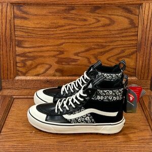 Vans Sk8 Hi Mte‎ 2 Black Floral Boots